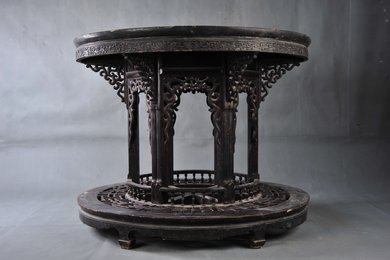 清雕花圆木桌（带底座）