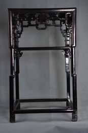 清方木雕花茶几