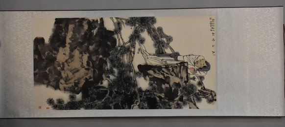 2015年张自启《太白吟松》卷轴