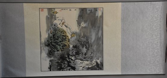 2015年彭治力《田园养生图》卷轴